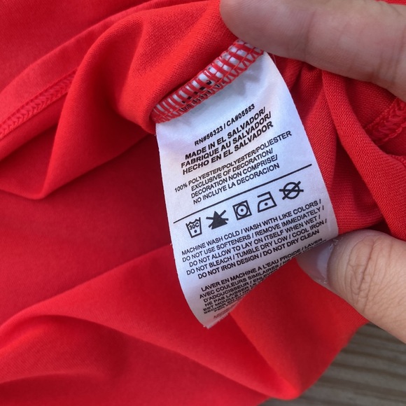 NIKE: Swoosh Dri-Fit - Picture 5 of 5